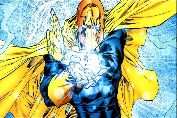 doctor fate es un superheroe que usa capa