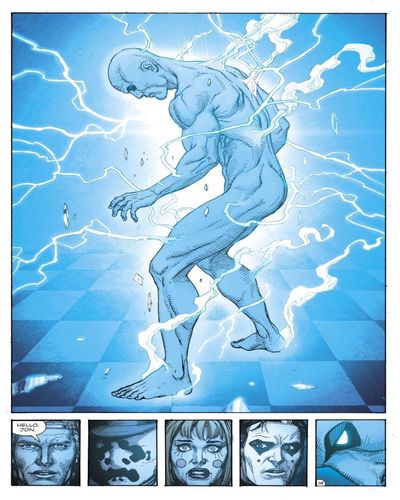 el doctor manhattan aparece antes la atonita mirada de varios heroes